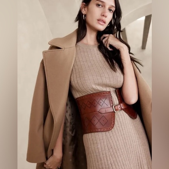 Banana Republic Brown Leather Corset  Belt with Gold Buckle - Picture 2 of 14